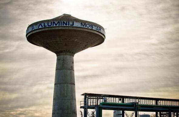 Aluminij Mostar, dionice, Aluminij Mostar, otvoreno pismo, Ivo Bradvica, Aluminij Mostar, smjena, vlada Federacije BiH, Aluminij Mostar, deblokada, Federacija BIH, Elektroprivreda HZ HB d.d. Mostar, Aluminij Mostar, deblokada, EPHZHB, NSZ-a Aluminija, Aluminij Mostar, Aluminij Mostar, Vlada Federacije, Hercegovina, ekonomski krah, Aluminij Mostar, Aluminij Mostar, Aluminij Mostar, strah, Lijanovići, Hercegovina, Federacija BIH, uništenje, Aluminij Mostar, sindikat, vjekoslav domljan, Aluminij Mostar, aluminij, Natječaj, direktor, Aluminij Mostar, mostarski aluminij, Aluminij Mostar, uštede, plaće, Erdal Trhulj, Željko Kordić, Aluminij Mostar, Željko Kordić, Aluminij Mostar, Elektroprivreda HZHB, isporuka el.energije, Aluminij Mostar, sindikat, pismo, Aluminij Mostar, spas, Ivan Kovačić, Aluminij Mostar, Aluminij Mostar, Aluminij Mostar, aluminij, NSZ-a Aluminija, mostarski aluminij, Aluminij Mostar, Nermin Nikšić, nikola krešić, platformaši, Aluminij Mostar, mostarski aluminij, Nermin Nikšić