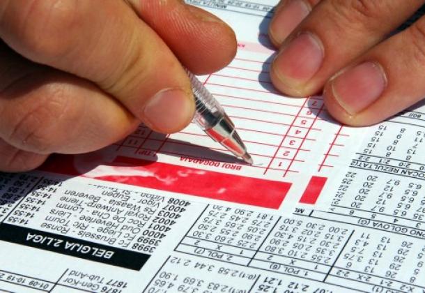 kladionica, kladioničar, kladionica, dobitak, kladionica, kladionice, dojave, kladionice, matematika, kladioničar, kladionica, dobitak, kockanje, kockarnice, ovisnost o klađenju, BIH, kladionica, kladioničar, kladionice, kladionica, kladioničar, kladionice, Tuzla, kladionice, pismo, djelatnice, mostarski ters , kladioničar