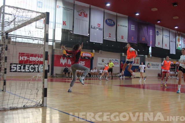 HŽRK Zrinjski, ŽRK Lokomotiva Mostar