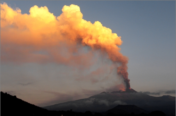 etna, vulkan, erupcija, zračni prostor nad Sicilijom, etna, vulkan Etna