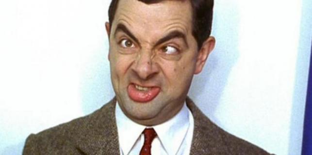 lik Mr. Beana, Rowan Atkinson, agenta Johnnyja Englisha, Edmund Crna Guja, komičar, Kraljica Elizabeta