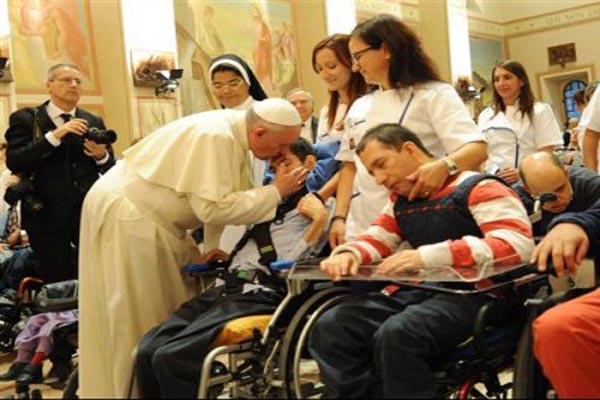 Papa, Papa Franjo, Asiz