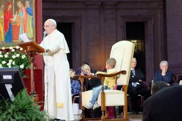 Papa Franjo, novi prijatelj, trg Sv Petra, Vatikan