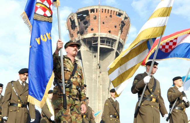 Vukovar, Dan sjećanja na žrtvu Vukovara 1991, Stožera za obranu hrvatskog Vukovara, dr. Vesna Bosanac, mjesto posebnog pijeteta., Vukovar, ćirilica, Stožer za obranu hrvatskoga Vukovara, hrvatski branitelji, Vukovar, Vukovarci, stradanja, Zločin, žrtve, Vukovar, Škabrnja, Vukovar, referendum, Vukovar, Stožera za obranu hrvatskog Vukovara, referendum, Vukovar, Vukovar, pobjednik prijevremenih izbora, HDZ, domovinski rat, žrtve Domovinskog rata, dragovoljci Domovinskog rata, 23. godišnjica početka Domovinskog rata, četnici, Bitka za Vukovar, Vukovar