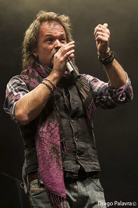 Gibonni, Beč, Gibonni, 20th Century Man, singl od čokolade, singl na 33