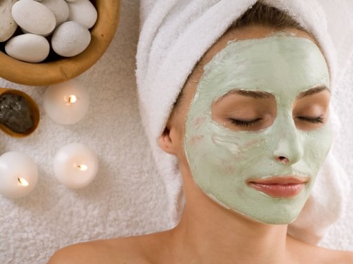 akne, prištići, konzumiranje loše hrane, dermatolog, Maska od jagod, Tonik od jabučnog octa, Prašak za pecivo, brusnica, Maska za lice, loše navike, stres, bubuljice, njega kože, šminka, eksfolijacija kože, Nezdrava hrana, Maska za lice, recept, Sastojci, maska za tijelo, maske od gline, popularnost, maske za lice     , Sastojci