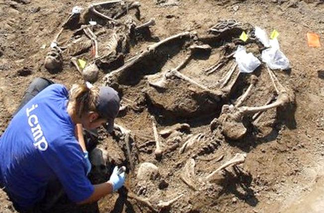 masovna grobnica, prijedor, rudnik Tomašica, ekshumirano 231 tijelo, kamenolom Rudnica, masovna grobnica, metodom analize DNK, EULEX, Sotin, masovna grobnica, ratni zločin, Sotin, ratni zločini, suđenje, bugojanski Hrvati, Stradanje Hrvata u BiH, stradanje hrvata, prema nalogu Tužiteljstva BiH, Bugojno,  lažne dojave, masovne grobnice, ratni zločini