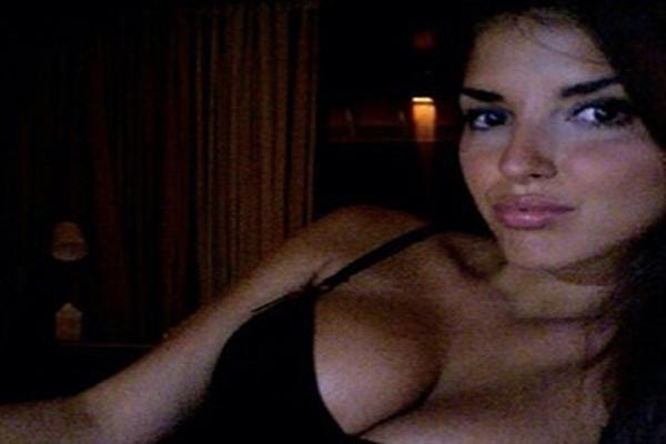 Vanja Hadžović, MVP Srbije, golišave fotografije