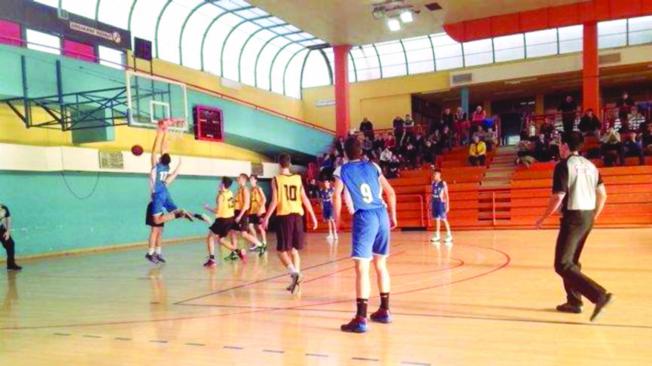 Široki Primorka., BOŽIĆNI KOŠARKAŠKI TURNIR, Vinkovci, kosarka