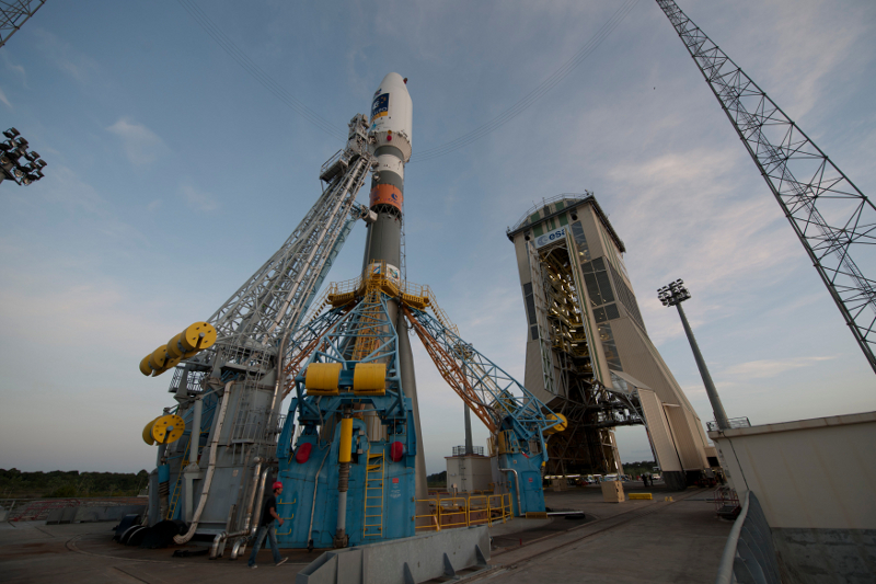 Lansiranje rakete Sojuz, Raketa Sojuz 2.1 v, kineska Long March 2F.