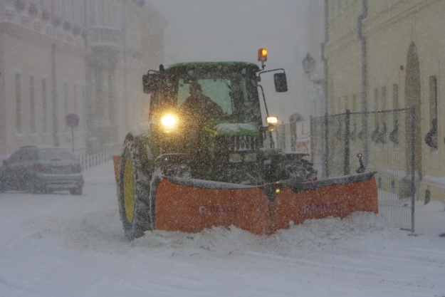 ralica za čišćenje snijega, Sarajevo, Miljacka, nesreća, promet, snijeg, ralica za čišćenje snijega, snijeg, civilna zaštita, struja