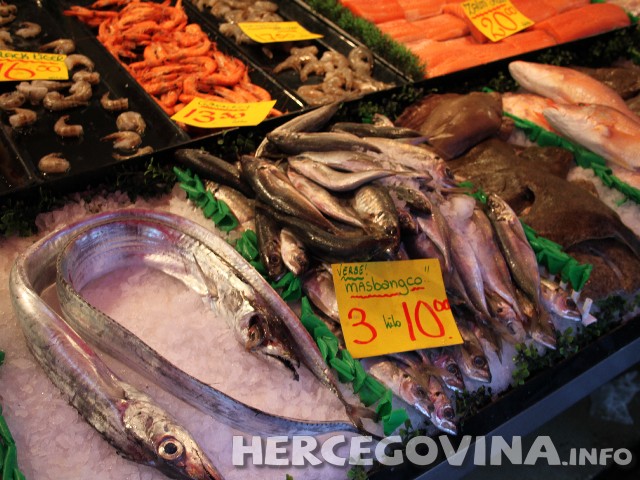 Nizozemska, organizacija Oxfam r, hrana, Den Haag, tržnica, veletržnica, cijene, ribe, omega 3 masne kiseline, Omega 3 i 6, izvor vitamina , bjelančevine, srdela, plava riba, zdravlje srca, zdravlje srca i krvnih žila