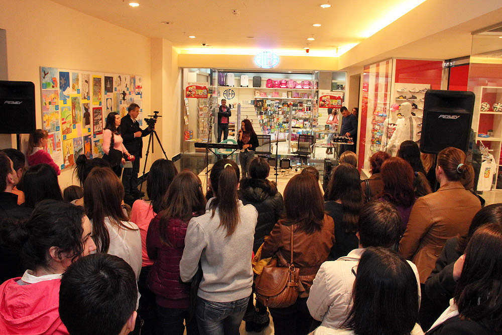 učenice, učenici, učenica, Mostar, Naklada alfa, Naklade Alfa