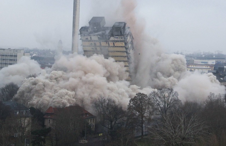 rušenje, neboder, rušenje tornja "AfE", frankfurt, frankfurt, Bomba HC 4000, evakuacija