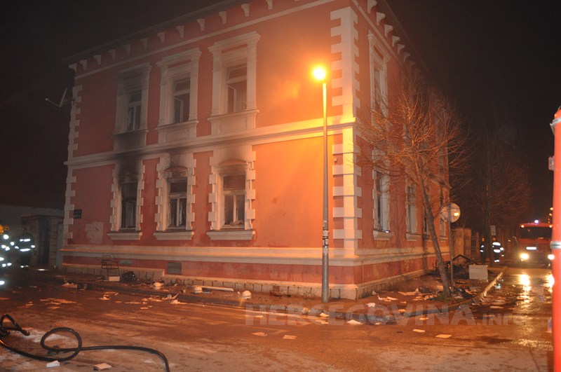 Mostar, prosvjedi, prosvjednici, Mostar, huligani, HTV, demant