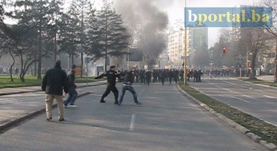 Tuzla, prosvjedi, sukob, Tuzla, prosvjedi, prosvjedi, Tuzla, Fukare, Tuzla, prosvjedi