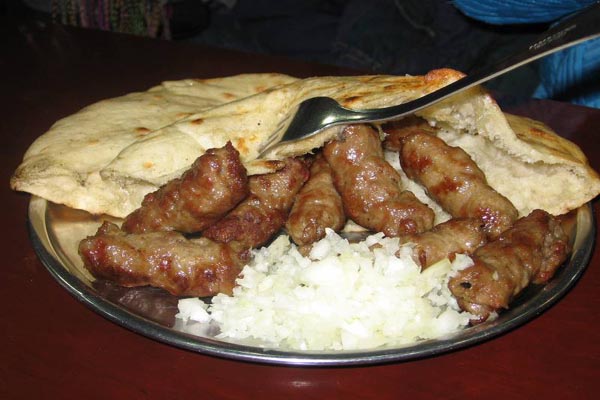 ćevapi, autohtoni proizvod, BIH, ćevapi, recept, tajna, sarajevski ćevapi, tajna, ćevapi, sarajevski ćevapi, recept, ćevapi, sarajevski ćevapi, banjalučki ćevap, travnički ćevap, ćevapi, sarajevski ćevapi