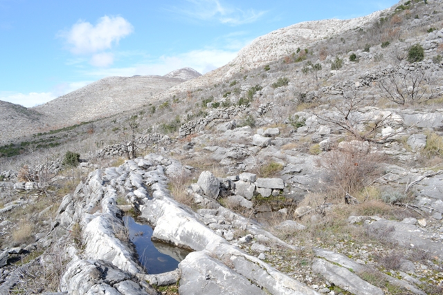kamenjar, kamen, putovanje kroz hercegovinu, Daniela Škegro, Hercegovci