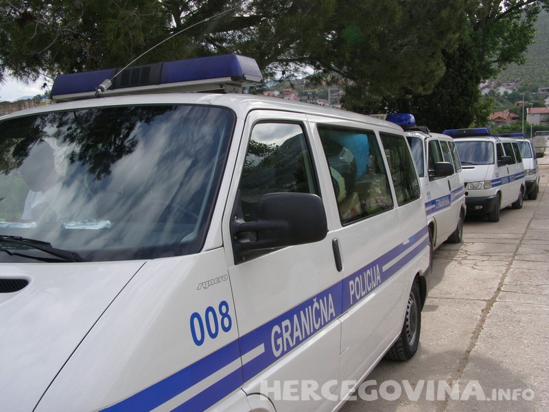 Crveni križ Mostar i Granična policija BiH