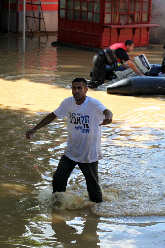 heroj, poplave, pomoć, poplave, džambo, prevara, obrenovac