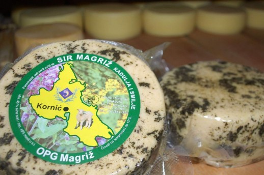 Magriž, Obiteljsko poljoprivredno gospodarstvo, Zeleni bodul, sirana, sir