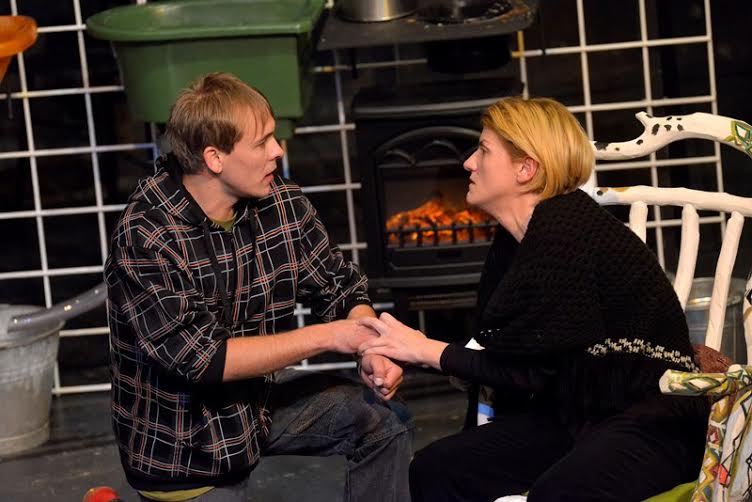 Ljepotica iz Leenanea, HNK Mostar, Ljepotica iz Leenanea, HNK Mostar