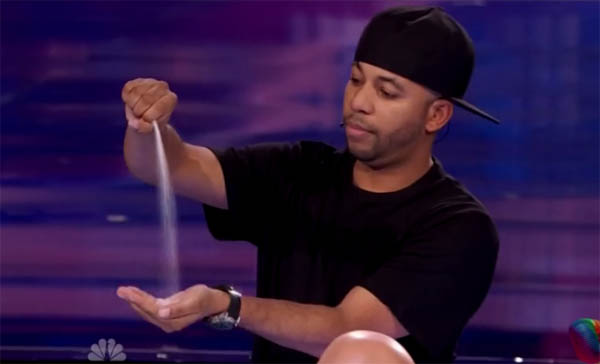 Bivši marinac, Amerika ima talent, Tomas B. De la Cruz