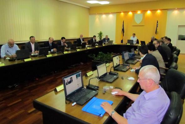 Aluminij Mostar, deblokada, Vlada FBiH, Vlada FBiH, Herkon d.o.o., Vlada FBiH, Vlada FBiH, Aluminij Mostar, Vlada FBiH, pokretanje poduzeća, javna poduzeća, Vlada FBiH, Vlada FBiH, prodaja poduzeća