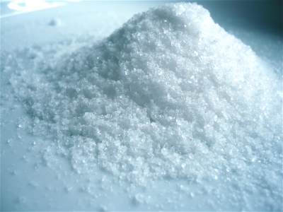 morska sol, lijek, sol, morska sol, kupanje, sol, voda, čaša, morska sol, blagodati, sol, prehrana