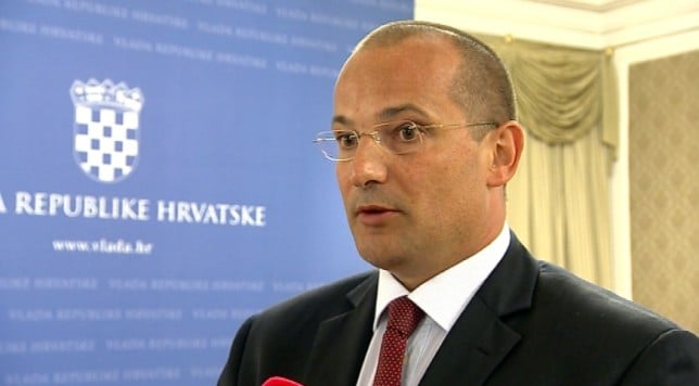 Orsat Miljenić, Izmjene zakona, Ministar pravosuđa, kaznena djela protiv časti i ugleda