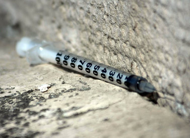 igle, narkomani, djevojčica, igla, djevojčica, narkoman