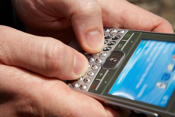 poruke, policijski službenik, djevojke