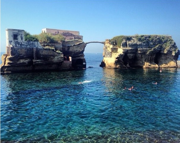 otok, nesreća, bogataši