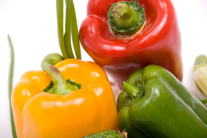 paprika, poboljšava probavu, otvara apetit, alkaloid kapsaicin, ljekovito bilje, Ljekovito djelovanje, paprike, guljenje, paprike, recept