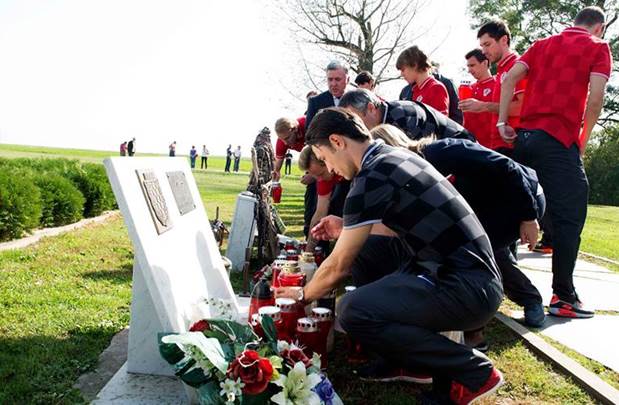 Hrvatska nogometna reprezentacija, Vukovar, ovčara