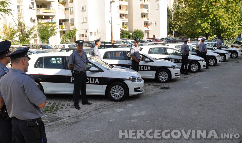 MUP HNŽ, Slađan Bevanda, Policijski dužnosnici, MUP HNŽ, imenovanje, Policijski dužnosnici, MUP HNŽ, Slađan Bevanda, krađa auta, Passat, VW Passat, Mostar,  proslava svetog Mihovila, Livno
