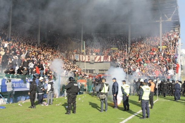Horde zla, FK Sarajevo iz Sarajeva, FK Željzničar, navijački nerdi