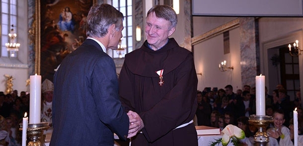 fra Ilija Vrdoljak,  Zlatni križ časti, Gordan Bakota, voditelj Hrvatske katoličke misije u Beču, austrija