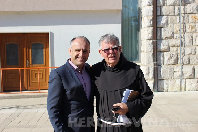 Dušni dan, Međugorje, fra Slavko Barbarić, prof.dr.sc Mario Vasilj, donacija, FPMOZ