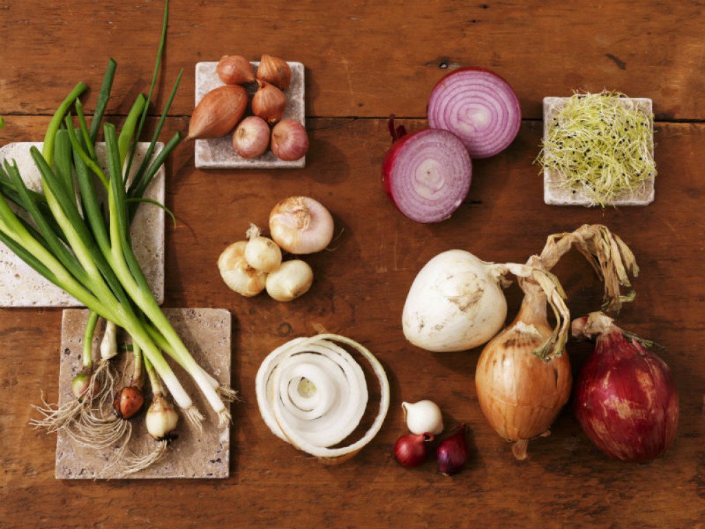 luk, sve o luku, savjeti, mobilna aplikacija, mobilni operateri, crveni luk, zdravlje