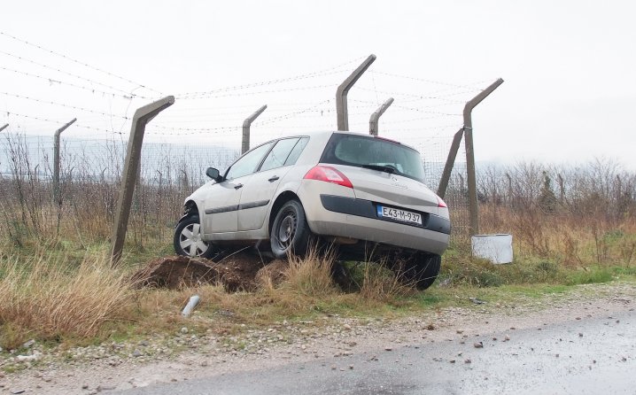 Mostar, Mostar - Blagaj, blagaj, Prometna nesreća renault megan   