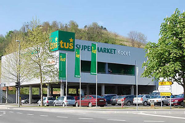 Tuš
