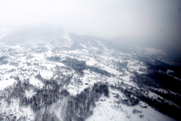 obitelji, snijeg, opasnost, Zarobljeni, led, snijeg, nevrijeme, snijeg, zima, vremenska prognoza, snijeg, bura, Tomislavgrad, snijeg