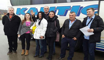 porođaj, djevojke, autobus