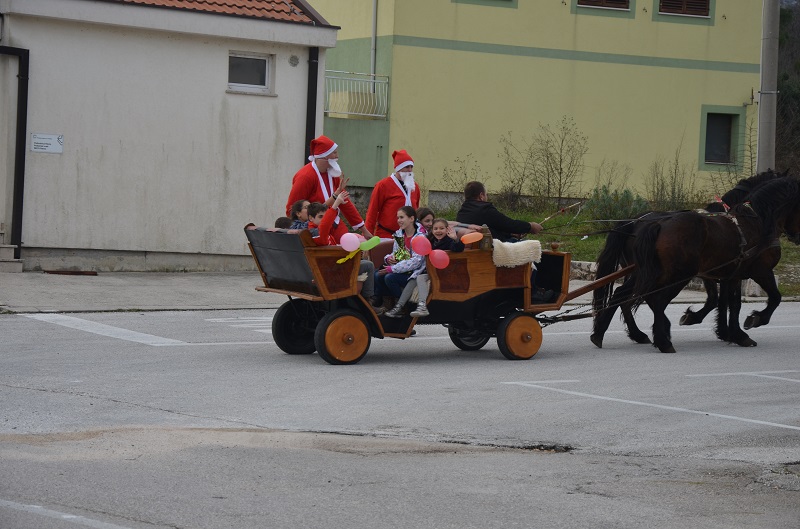 Općina Ravno, djed božićnjak
