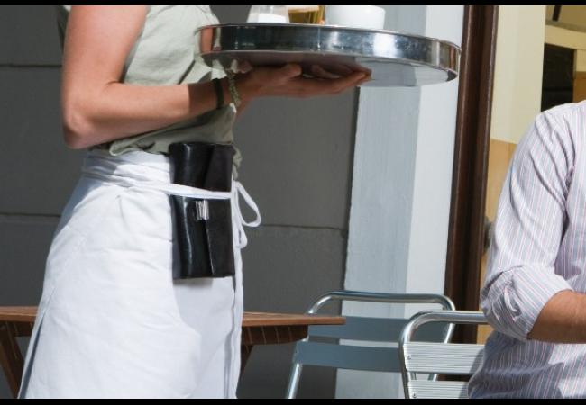 konobarica, separe, zadar, pismo, konobarica,  neudana konobarica, ljubomora