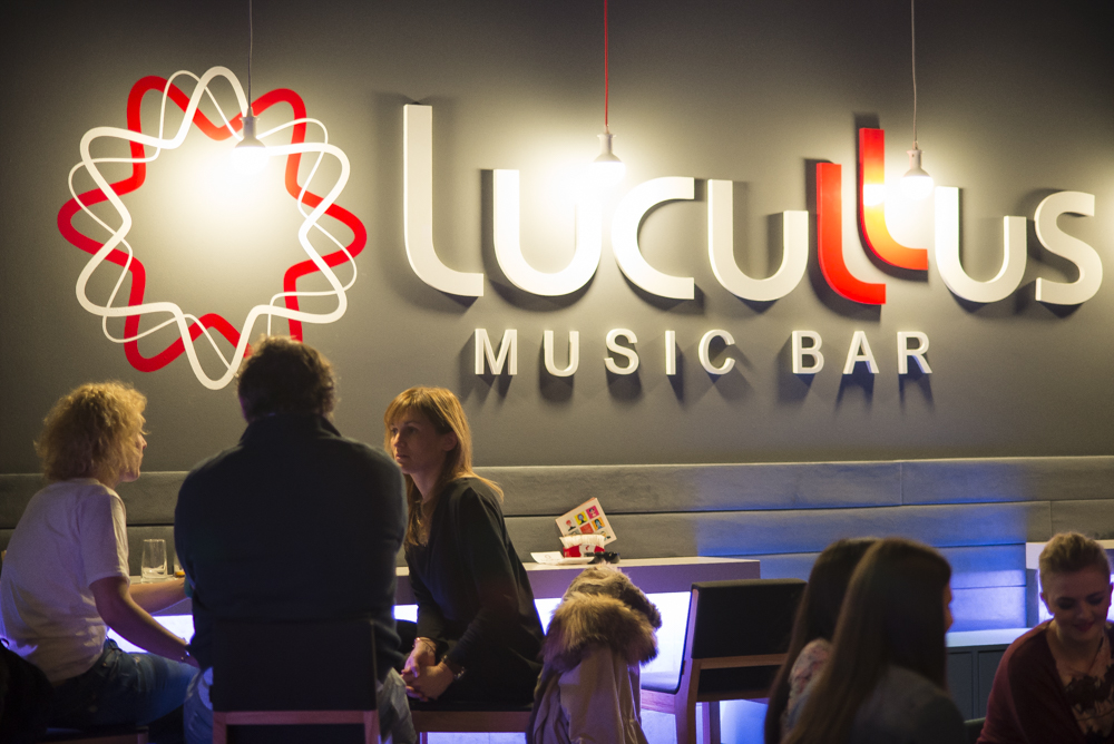 bijelo dugme, Lucullus Music Bar, Mostar