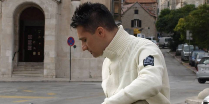 Politika, otac Ive Josipovića