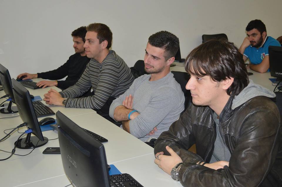 Hello world, obuka, programeri