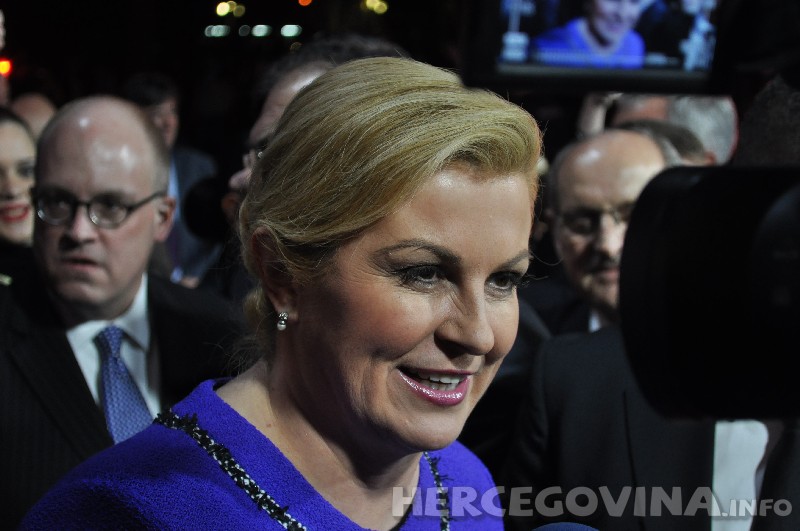  prva hrvatska predsjednica, Kolinda Grabar Kitarović, Grabar-Kitarović, Grabar-Kitarović, Kolinda Grabar Kitarović, Vatikan, Papa Franjo, Kolinda Grabar Kitarović, Mostar, fra Andrija Nikić, Kolinda Grabar Kitarović, pismo, izbori u RH, Tomislav Karamarko, Kolinda Grabar Kitarović, Božo Petrov, Kolinda Grabar Kitarović, zdravstveno stanje, Kolinda Grabar Kitarović, Dan državnosti Hrvatske